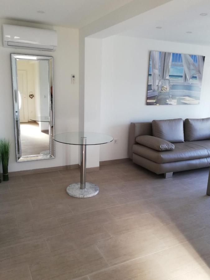 Apartmani Deluxe جاسينايس المظهر الخارجي الصورة