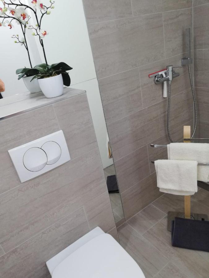 Apartmani Deluxe جاسينايس المظهر الخارجي الصورة
